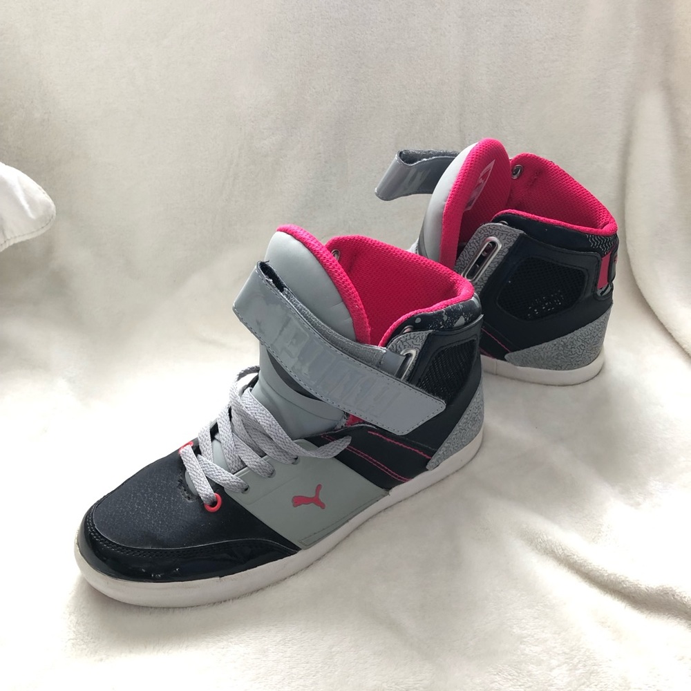 Puma Hi Tops Sneakers